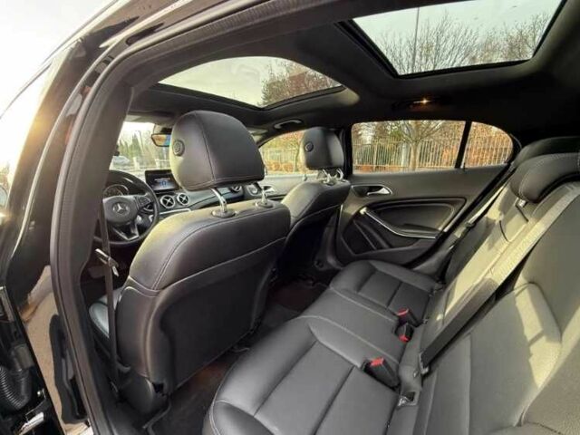 Черный Мерседес 250, объемом двигателя 2 л и пробегом 103 тыс. км за 12800 $, фото 12 на Automoto.ua