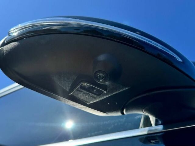 Черный Мерседес 250, объемом двигателя 2 л и пробегом 179 тыс. км за 677 $, фото 4 на Automoto.ua