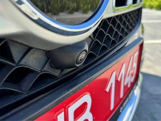 Черный Мерседес 250, объемом двигателя 2 л и пробегом 179 тыс. км за 677 $, фото 6 на Automoto.ua