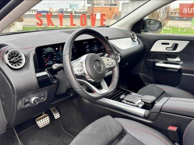 Чорний Мерседес 250, об'ємом двигуна 0 л та пробігом 39 тис. км за 31900 $, фото 18 на Automoto.ua