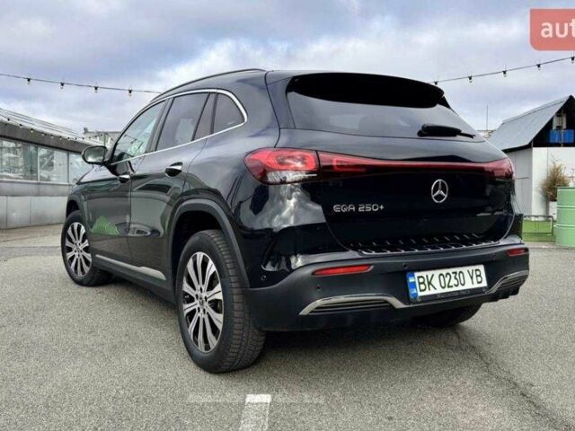 Чорний Мерседес 250, об'ємом двигуна 0 л та пробігом 39 тис. км за 31900 $, фото 5 на Automoto.ua