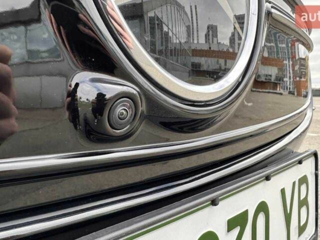 Чорний Мерседес 250, об'ємом двигуна 0 л та пробігом 39 тис. км за 31900 $, фото 13 на Automoto.ua