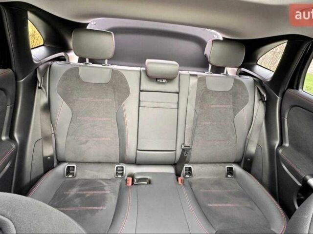 Чорний Мерседес 250, об'ємом двигуна 0 л та пробігом 39 тис. км за 31900 $, фото 22 на Automoto.ua