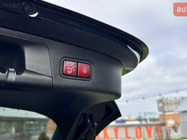 Чорний Мерседес 250, об'ємом двигуна 0 л та пробігом 39 тис. км за 31900 $, фото 11 на Automoto.ua