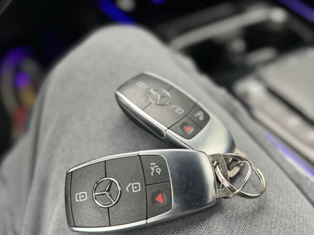 Красный Мерседес 250, объемом двигателя 2 л и пробегом 70 тыс. км за 28500 $, фото 14 на Automoto.ua