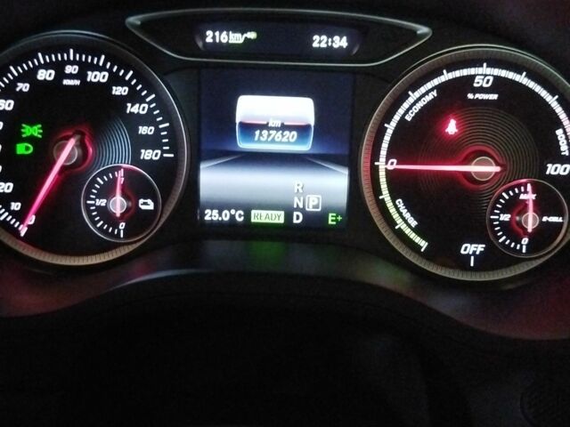 Серый Мерседес 250, объемом двигателя 0 л и пробегом 137 тыс. км за 10100 $, фото 8 на Automoto.ua