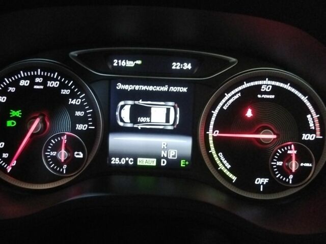 Серый Мерседес 250, объемом двигателя 0 л и пробегом 137 тыс. км за 10100 $, фото 7 на Automoto.ua