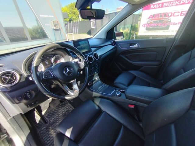 Серый Мерседес 250, объемом двигателя 0 л и пробегом 127 тыс. км за 10199 $, фото 12 на Automoto.ua