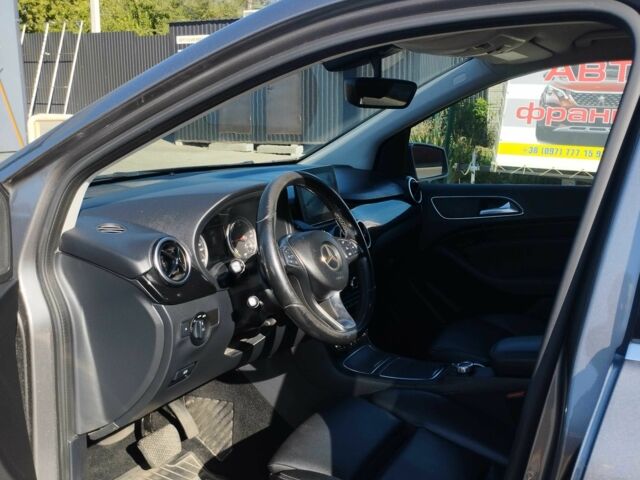 Серый Мерседес 250, объемом двигателя 0 л и пробегом 127 тыс. км за 10199 $, фото 14 на Automoto.ua