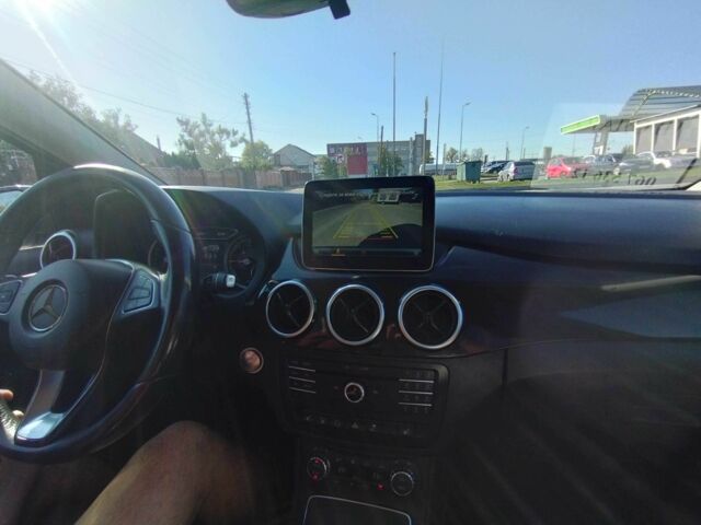 Серый Мерседес 250, объемом двигателя 0 л и пробегом 127 тыс. км за 10199 $, фото 10 на Automoto.ua