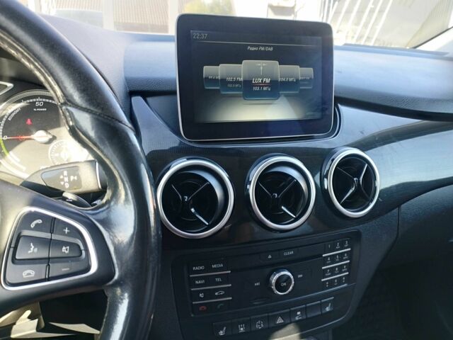 Серый Мерседес 250, объемом двигателя 0 л и пробегом 127 тыс. км за 10199 $, фото 23 на Automoto.ua