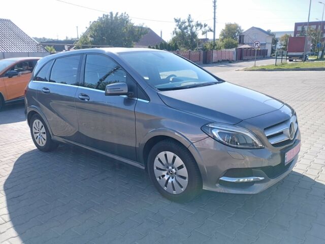 Серый Мерседес 250, объемом двигателя 0 л и пробегом 127 тыс. км за 10199 $, фото 1 на Automoto.ua