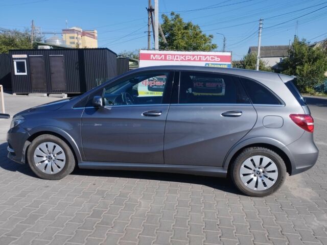 Серый Мерседес 250, объемом двигателя 0 л и пробегом 127 тыс. км за 10199 $, фото 5 на Automoto.ua