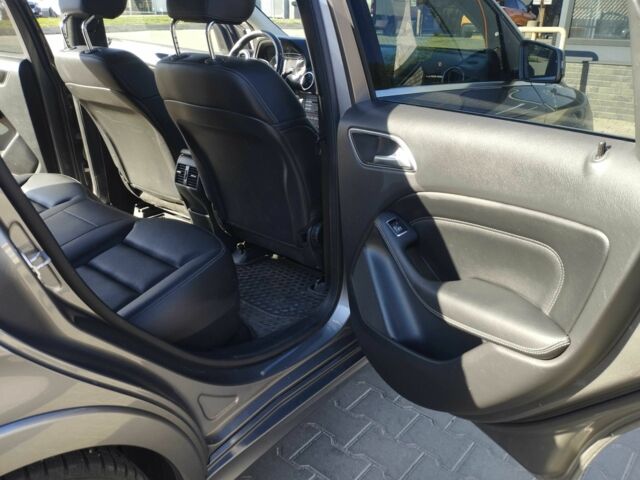 Серый Мерседес 250, объемом двигателя 0 л и пробегом 127 тыс. км за 10199 $, фото 17 на Automoto.ua