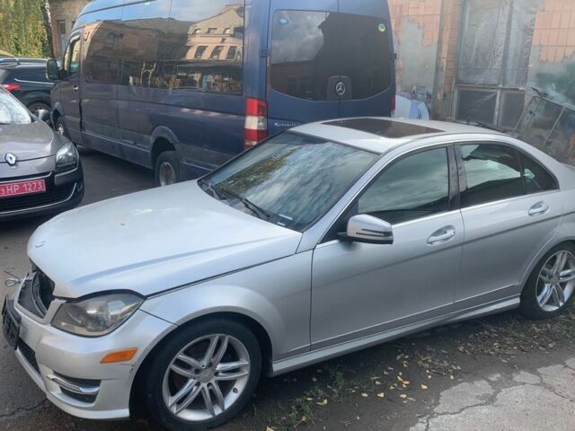 Мерседес 250 2013 в Киеве на Automoto.ua Серый Мерседес 250, объемом двигателя 1.8 л и пробегом 164 тыс. км за 8899 $, фото 2 на Automoto.ua