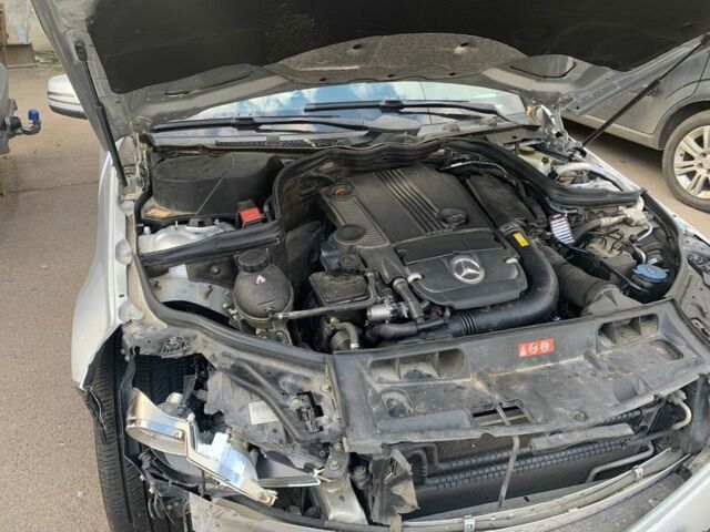 Мерседес 250 2013 в Киеве на Automoto.ua Серый Мерседес 250, объемом двигателя 1.8 л и пробегом 164 тыс. км за 8899 $, фото 7 на Automoto.ua