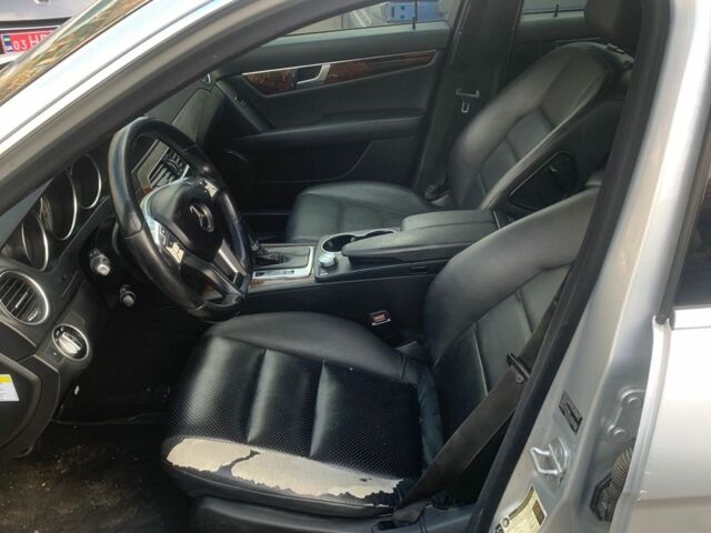 Мерседес 250 2013 в Киеве на Automoto.ua Серый Мерседес 250, объемом двигателя 1.8 л и пробегом 164 тыс. км за 8899 $, фото 6 на Automoto.ua