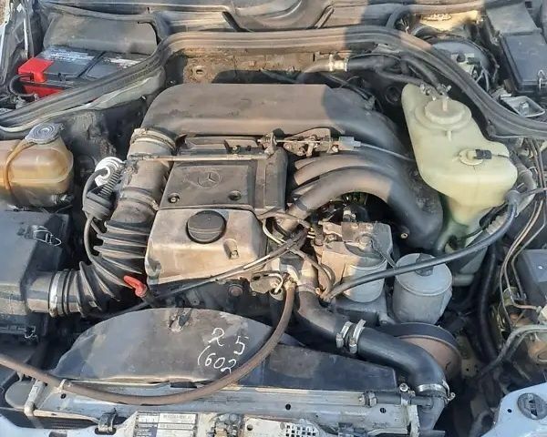 Мерседес 250 1993 в Звенигородка на Automoto.ua Серый Мерседес 250, объемом двигателя 2.5 л и пробегом 340 тыс. км за 1300 $, фото 5 на Automoto.ua