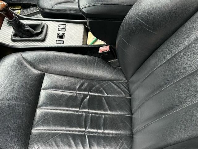 Серый Мерседес 250, объемом двигателя 2.5 л и пробегом 350 тыс. км за 3800 $, фото 6 на Automoto.ua