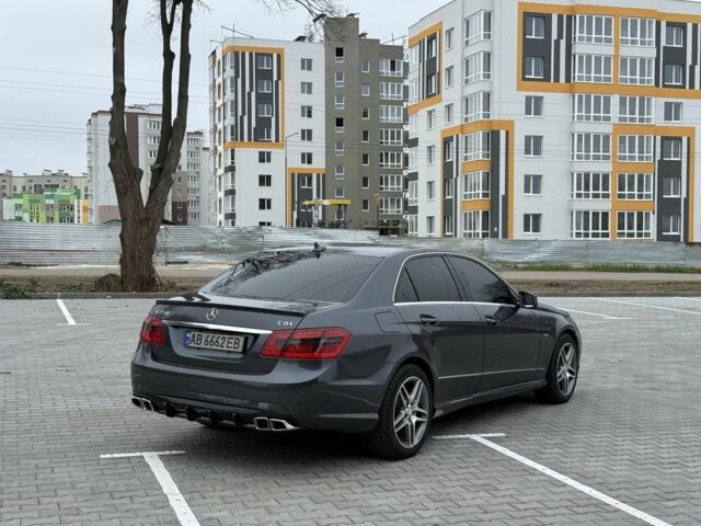 Сірий Мерседес 250, об'ємом двигуна 2.1 л та пробігом 345 тис. км за 13800 $, фото 3 на Automoto.ua