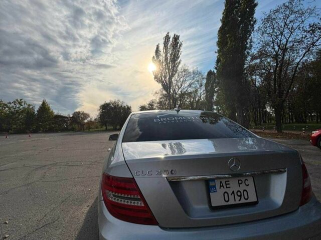 Мерседес 250 2013 в Павлограде на Automoto.ua Серый Мерседес 250, объемом двигателя 1.8 л и пробегом 280 тыс. км за 13500 $, фото 3 на Automoto.ua