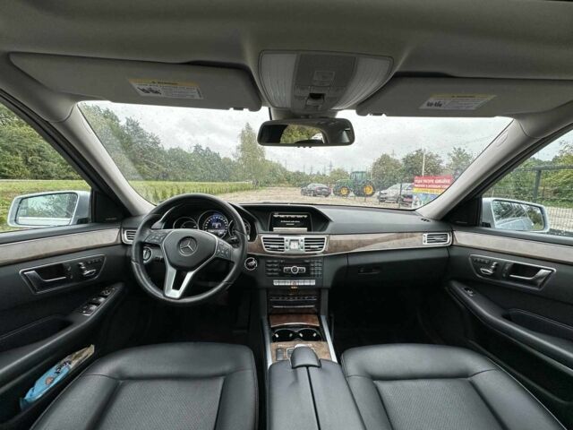 Серый Мерседес 250, объемом двигателя 2 л и пробегом 117 тыс. км за 20000 $, фото 6 на Automoto.ua