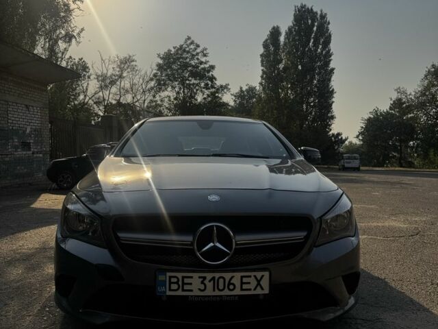 Серый Мерседес 250, объемом двигателя 2 л и пробегом 172 тыс. км за 14000 $, фото 3 на Automoto.ua