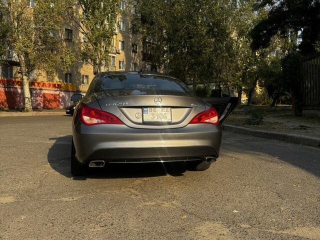 Серый Мерседес 250, объемом двигателя 2 л и пробегом 172 тыс. км за 14000 $, фото 7 на Automoto.ua