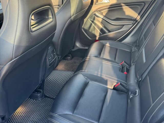 Серый Мерседес 250, объемом двигателя 2 л и пробегом 188 тыс. км за 21500 $, фото 5 на Automoto.ua