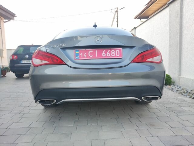 Сірий Мерседес 250, об'ємом двигуна 2 л та пробігом 130 тис. км за 16800 $, фото 4 на Automoto.ua