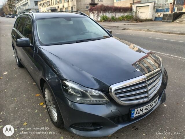 Серый Мерседес 250, объемом двигателя 2.1 л и пробегом 260 тыс. км за 15500 $, фото 4 на Automoto.ua