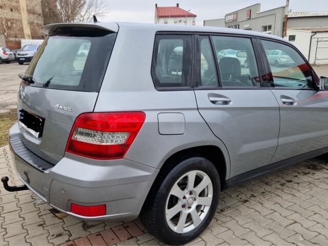 Сірий Мерседес 250, об'ємом двигуна 2.2 л та пробігом 273 тис. км за 12200 $, фото 3 на Automoto.ua