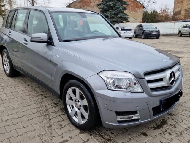 Сірий Мерседес 250, об'ємом двигуна 2.2 л та пробігом 273 тис. км за 12200 $, фото 2 на Automoto.ua