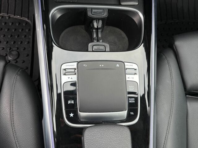 Серый Мерседес 250, объемом двигателя 2 л и пробегом 63 тыс. км за 30900 $, фото 11 на Automoto.ua