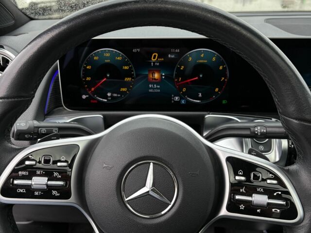 Серый Мерседес 250, объемом двигателя 2 л и пробегом 63 тыс. км за 30900 $, фото 9 на Automoto.ua