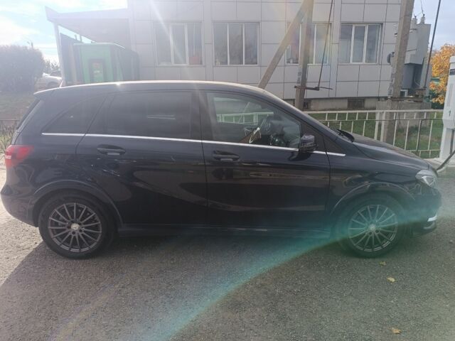 Синий Мерседес 250, объемом двигателя 0 л и пробегом 100 тыс. км за 12000 $, фото 3 на Automoto.ua