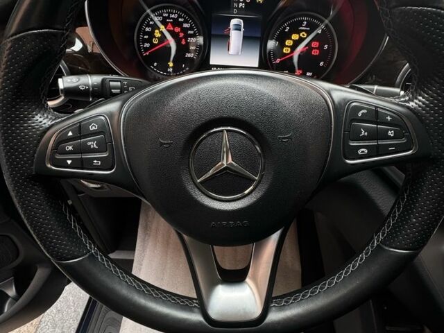 Синий Мерседес 250, объемом двигателя 3 л и пробегом 100 тыс. км за 75500 $, фото 6 на Automoto.ua