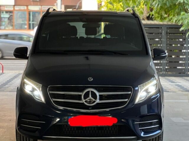 Синий Мерседес 250, объемом двигателя 2 л и пробегом 60 тыс. км за 68874 $, фото 4 на Automoto.ua