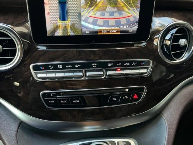 Синий Мерседес 250, объемом двигателя 2 л и пробегом 60 тыс. км за 68874 $, фото 7 на Automoto.ua