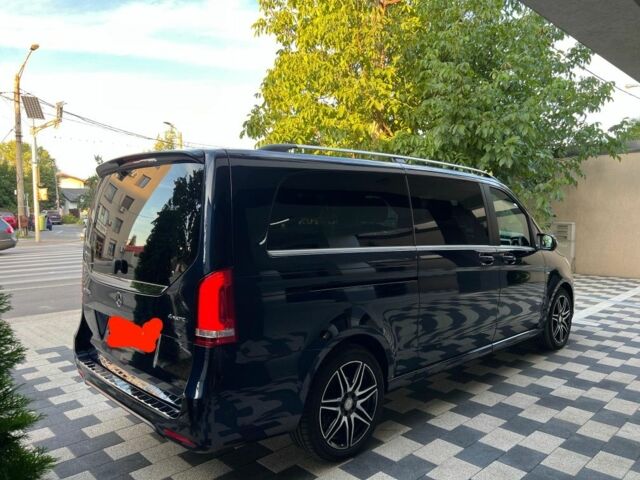 Синий Мерседес 250, объемом двигателя 2 л и пробегом 60 тыс. км за 68874 $, фото 3 на Automoto.ua