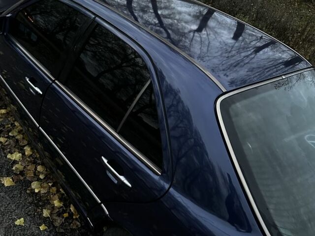 Синій Мерседес 250, об'ємом двигуна 2.5 л та пробігом 500 тис. км за 2999 $, фото 5 на Automoto.ua