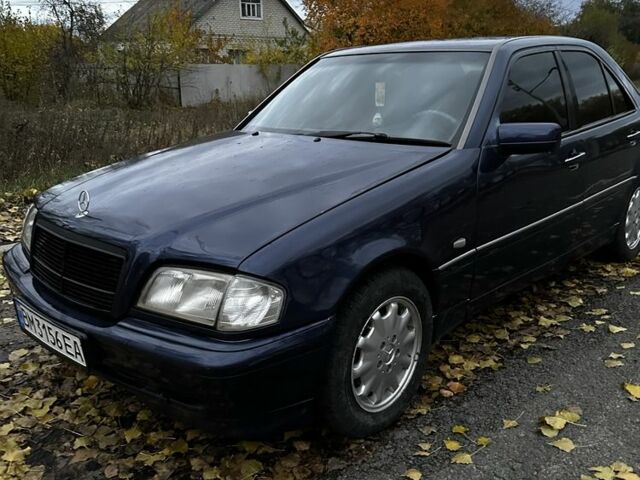 Синій Мерседес 250, об'ємом двигуна 2.5 л та пробігом 500 тис. км за 2999 $, фото 2 на Automoto.ua
