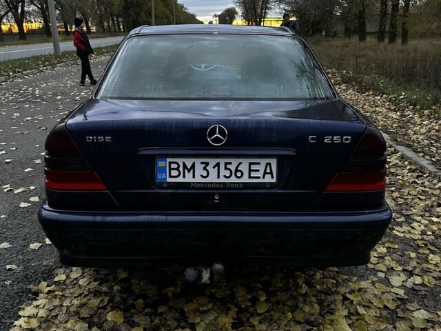 Синій Мерседес 250, об'ємом двигуна 2.5 л та пробігом 500 тис. км за 2999 $, фото 7 на Automoto.ua