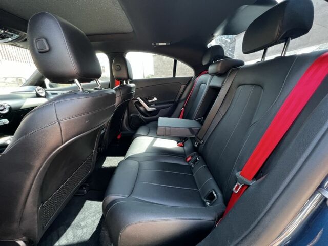 Синий Мерседес 250, объемом двигателя 2 л и пробегом 141 тыс. км за 27500 $, фото 11 на Automoto.ua