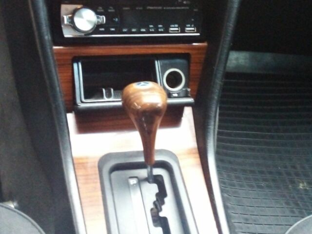 Зелений Мерседес 250, об'ємом двигуна 2.5 л та пробігом 299 тис. км за 4875 $, фото 3 на Automoto.ua