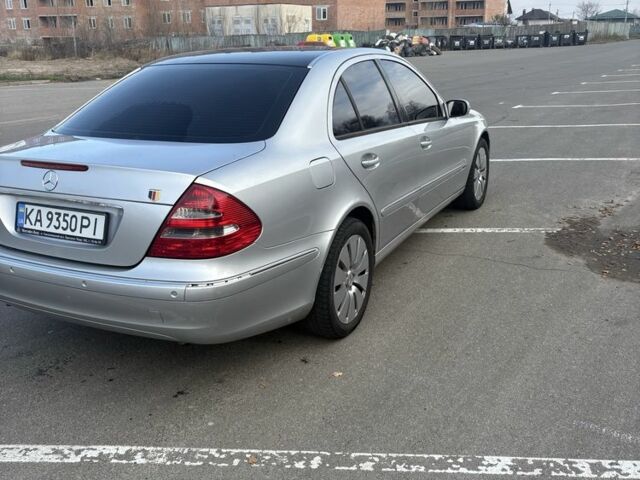 Серый Мерседес 260, объемом двигателя 2.6 л и пробегом 300 тыс. км за 6800 $, фото 4 на Automoto.ua