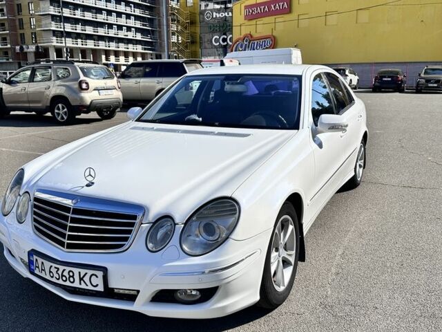 Білий Мерседес 280, об'ємом двигуна 3 л та пробігом 350 тис. км за 7900 $, фото 1 на Automoto.ua