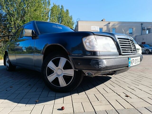 Черный Мерседес 280, объемом двигателя 2.8 л и пробегом 5 тыс. км за 2850 $, фото 1 на Automoto.ua