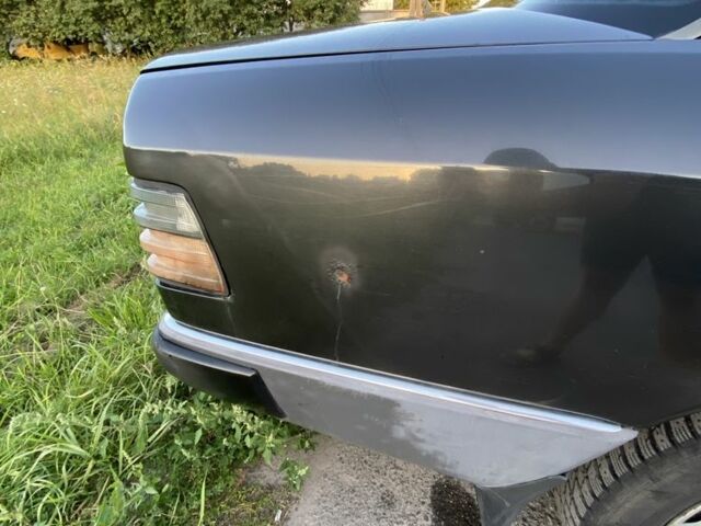 Черный Мерседес 280, объемом двигателя 2.8 л и пробегом 450 тыс. км за 2500 $, фото 7 на Automoto.ua