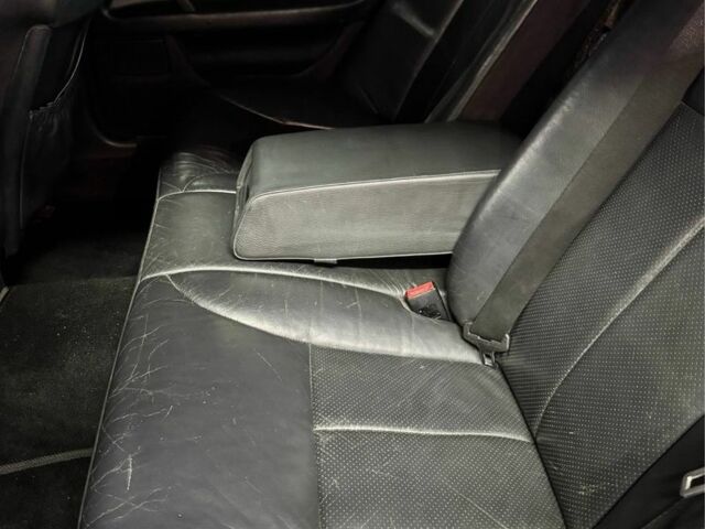 Чорний Мерседес 280, об'ємом двигуна 2.8 л та пробігом 300 тис. км за 1800 $, фото 6 на Automoto.ua